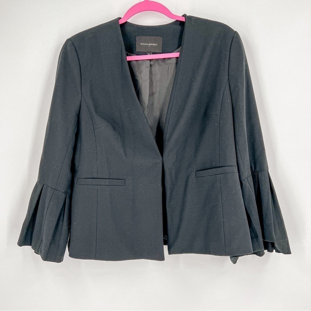 Banana Republic black blazer